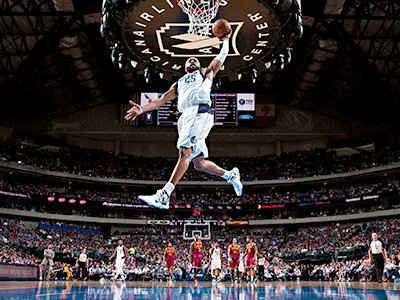 亚波罗迈尼斯足球